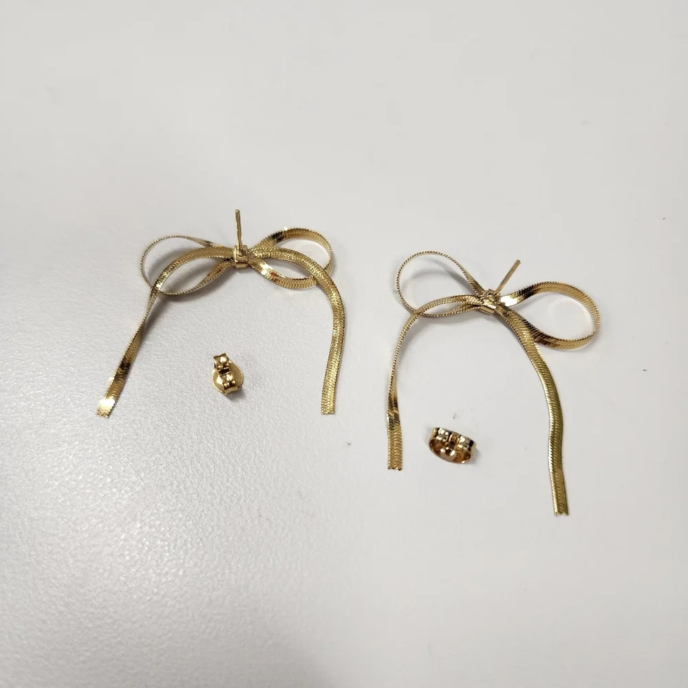 Bow Earrings Gold-tone Dainty Herringbone Snake Drop Chic